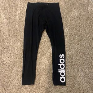 Black Cotton adidas leggings ⭐️